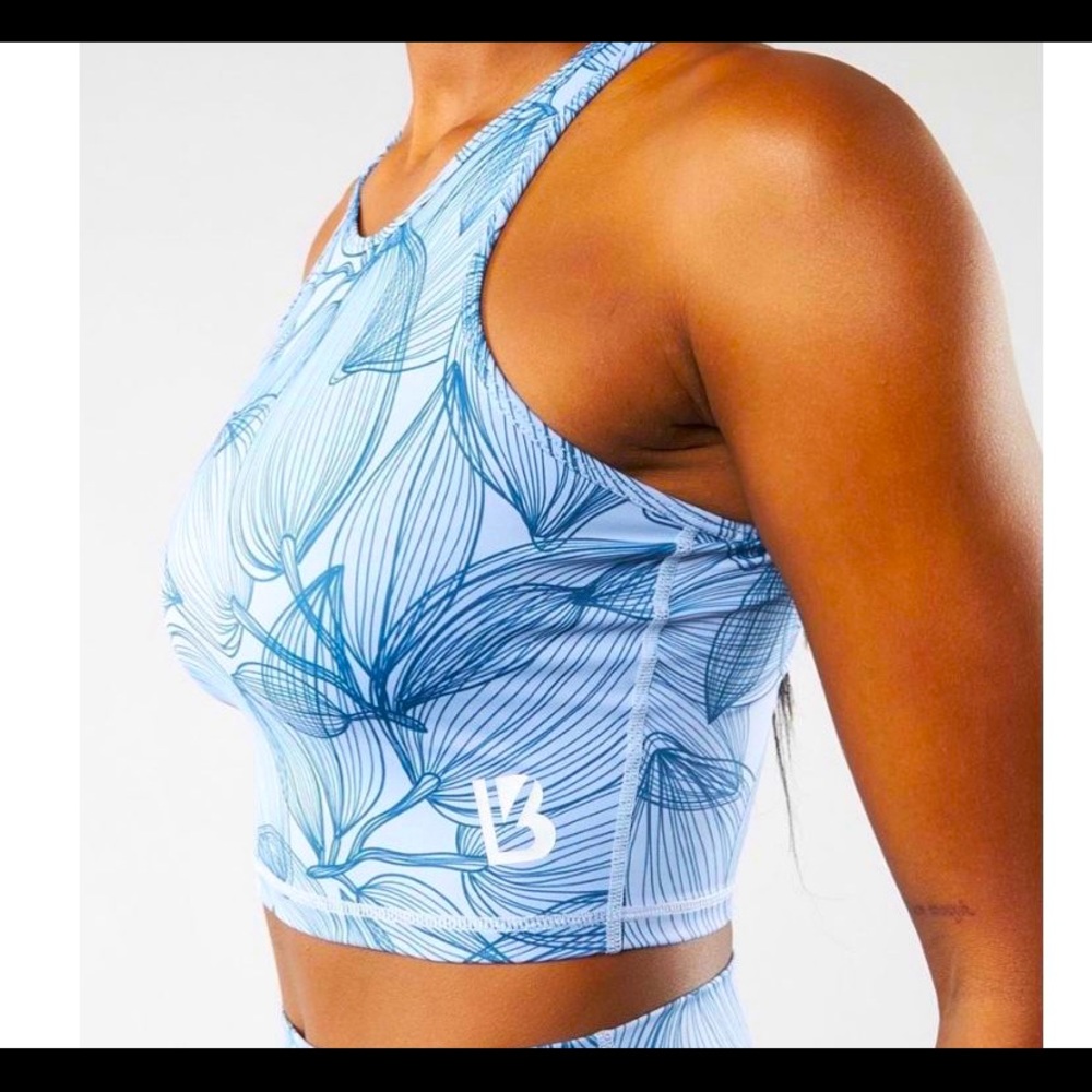 Beautiful work out top